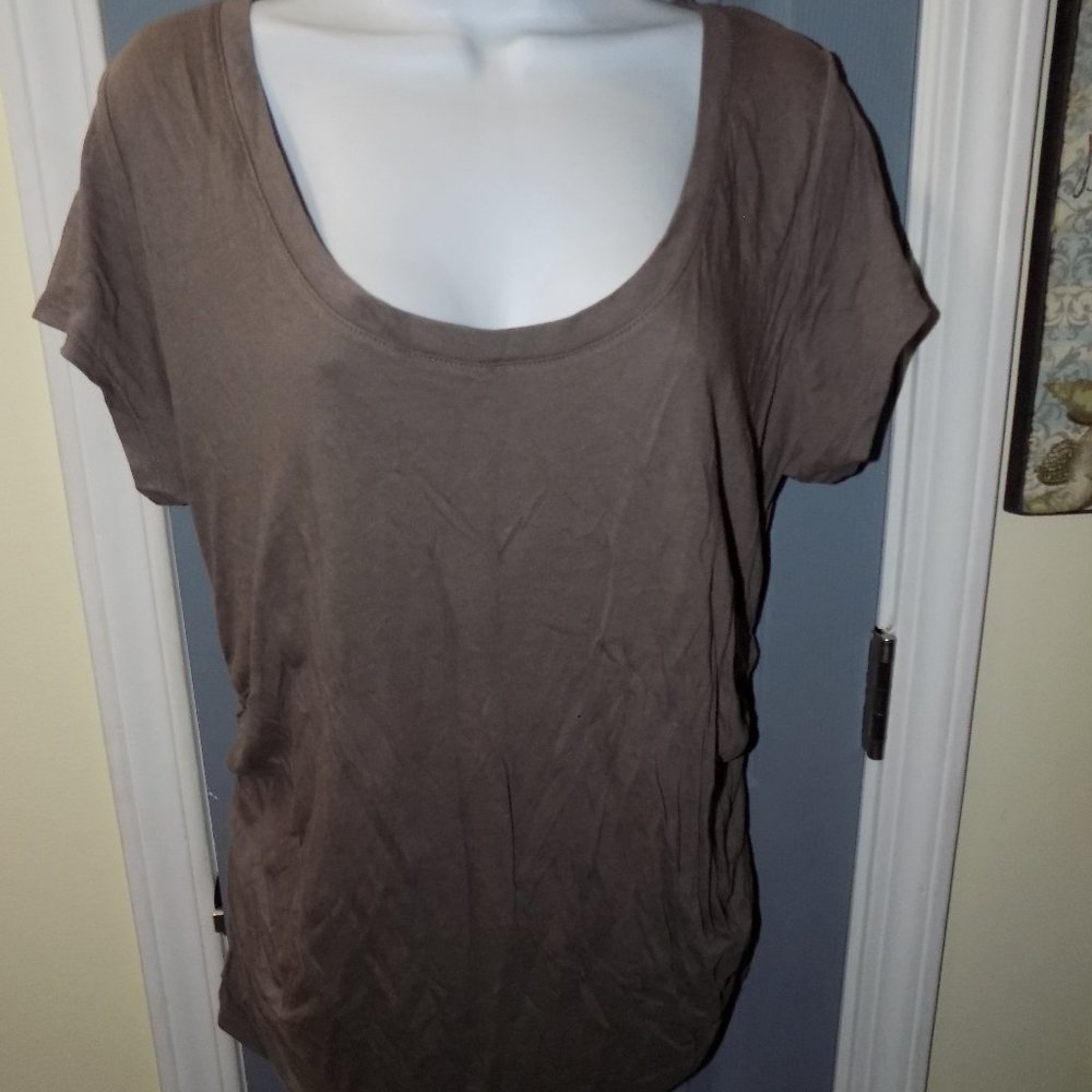 Liz Lange Maternity Gray Essential SS Tee NEW